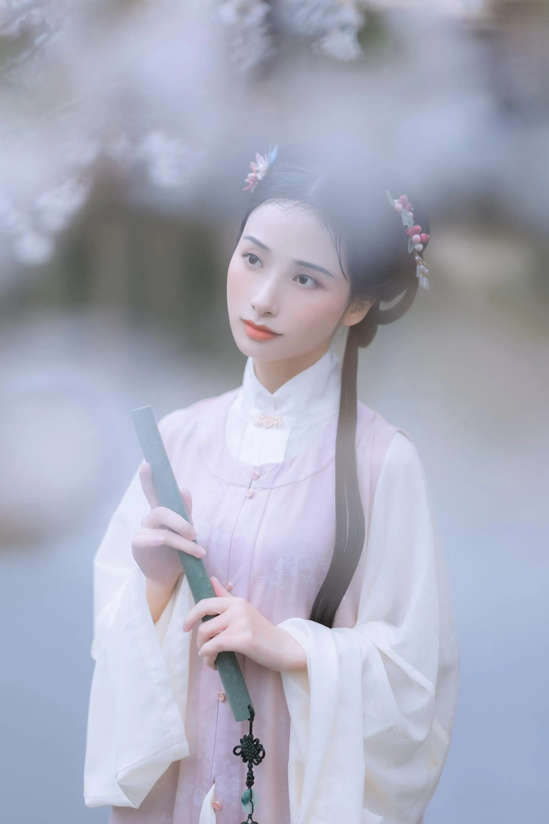 [艺图语] 2022.05.25 雨樱花 眸小妖 [46P]插图